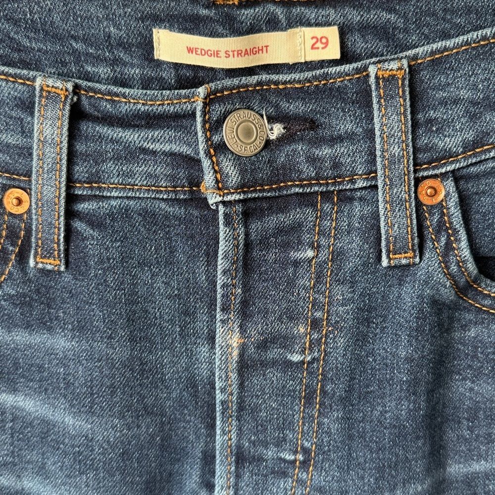 Levi’s Wedgie Straight Raw Hem Ankle Dark Wash Denim Jeans - Picture 4 of 7